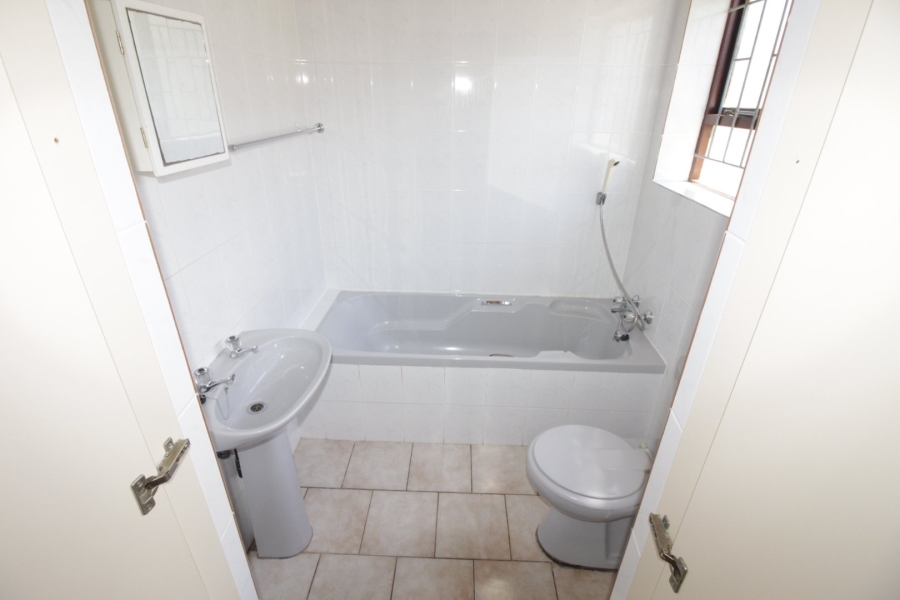 3 Bedroom Property for Sale in Jeffreys Bay Central Eastern Cape